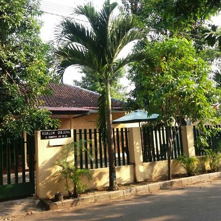 Apartament Ndalem Diajeng Jogyakarta Zewnętrze zdjęcie
