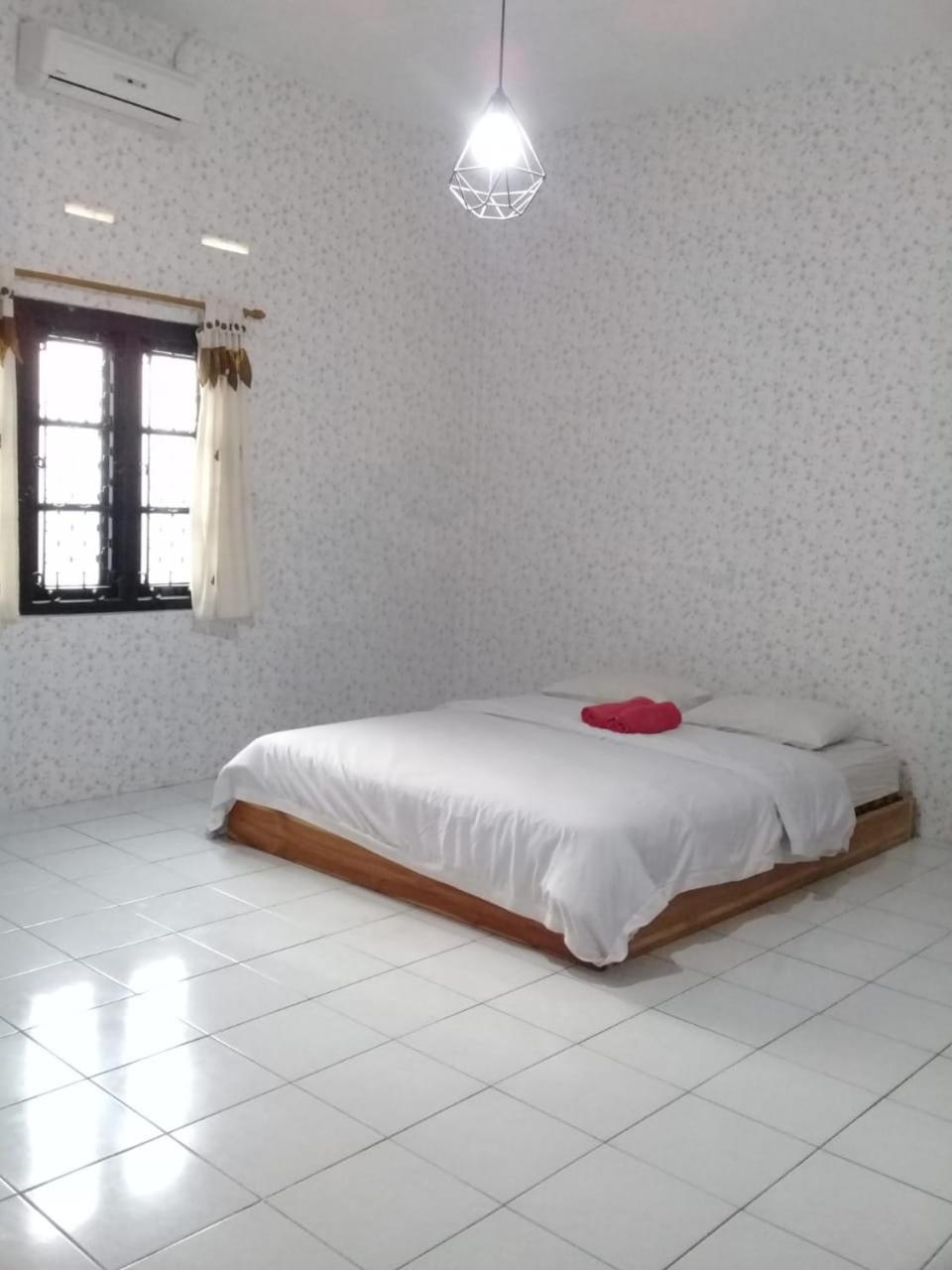 Apartament Ndalem Diajeng Jogyakarta Zewnętrze zdjęcie